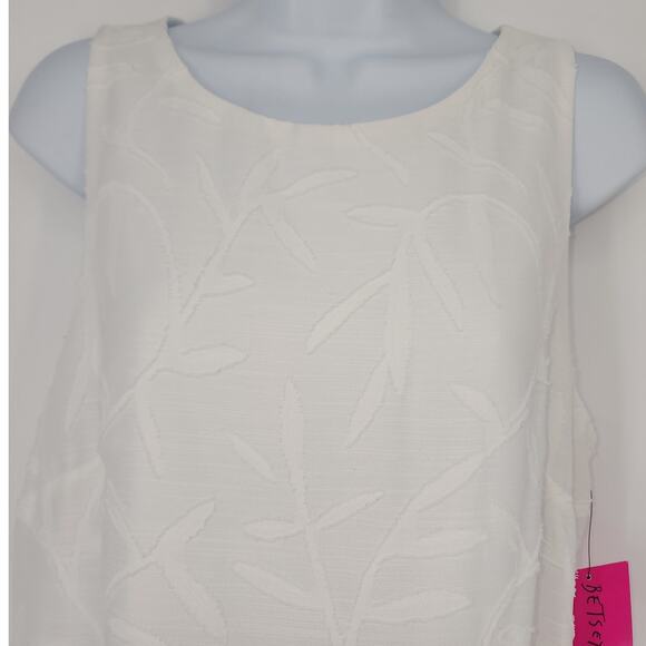 Betsey Johnson White Textured Sleeveless A-Line Dress Size 10 NWT - Picture 4 of 11